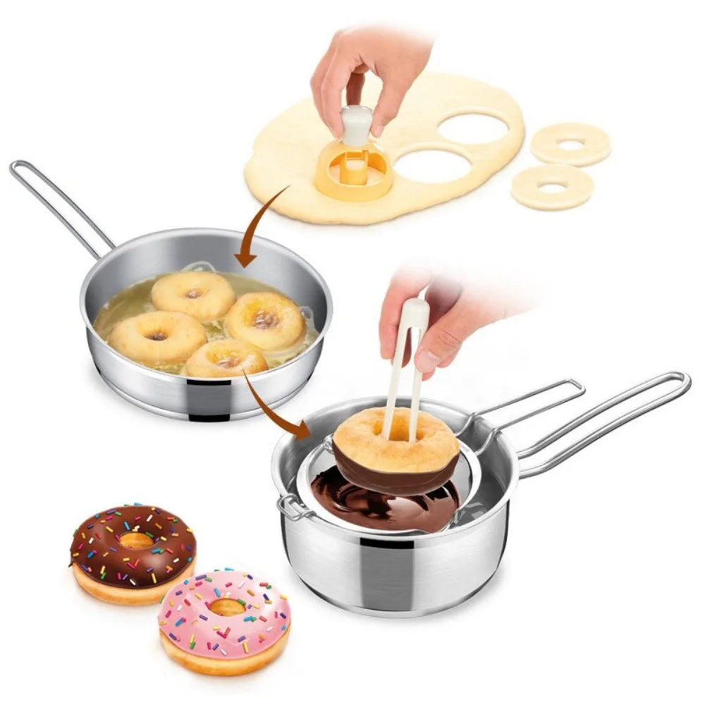 Donut mold cutter,
DIY donut maker,
Homemade donut cutter,
Baking tools for donuts,
Non-stick donut mold,
Donut shape cutter,
Kitchen donut mold,
Easy donut cutter,
Multi-shape donut mold,
Donut baking accessories,
Creative donut shapes,
Fun baking tools,
Silicone donut mold,
Doughnut cutter set,
Kids baking supplies,
Donut cooking tools,
Professional donut mold,
Bakeware for donuts,
DIY baking projects,
Sweet treat mold.